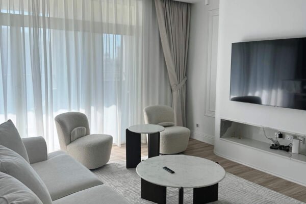 apartment-1-palm-jumeirah-1-living-room-1